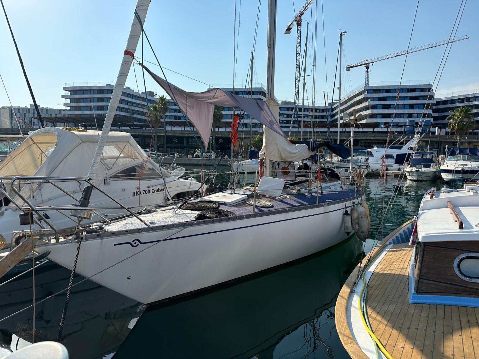 Unique Wooden Sail Yacht + 2 Bikes Included! Hotel Sant Adria de Besos Exterior foto